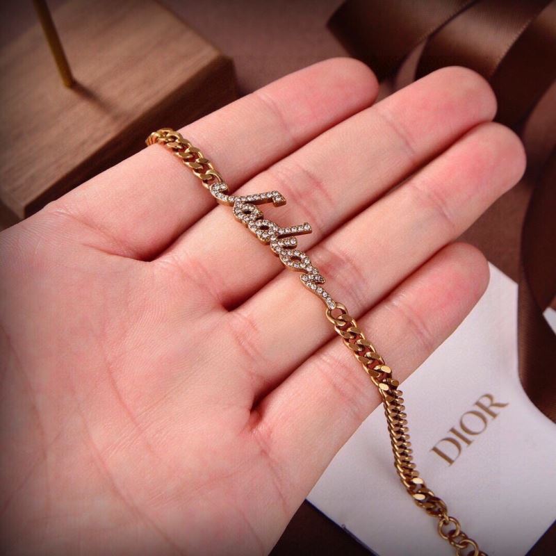 chr1st1an D10r bracelets